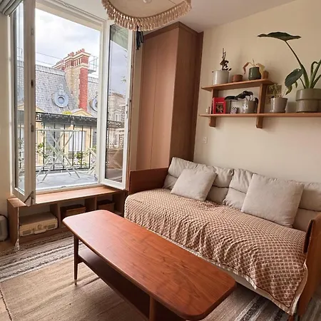 Sorbonne Apartment *